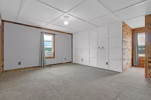 22 W 3rd St, Frazeysburg, OH 43822 - Photo 19