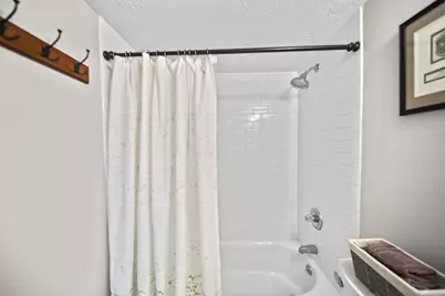 3042 Dorris Avenue, Columbus, OH 43202 - Photo 21