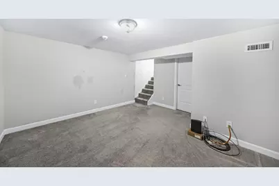 1679 Woodhurst Court, Columbus, OH 43223 - Photo 41