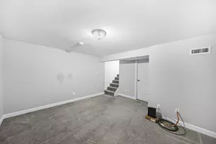 1679 Woodhurst Ct, Columbus, OH 43223 - Photo 41