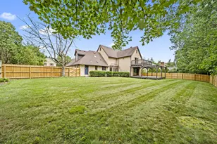 825 Bluffview Dr, Columbus, OH 43235 - Photo 45