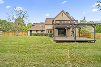 825 Bluffview Drive, Columbus, OH 43235 - Photo 47