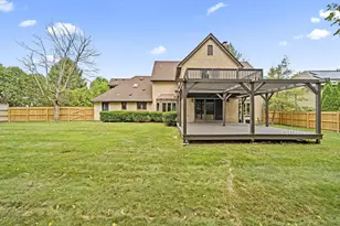 825 Bluffview Dr, Columbus, OH 43235 - Photo 47
