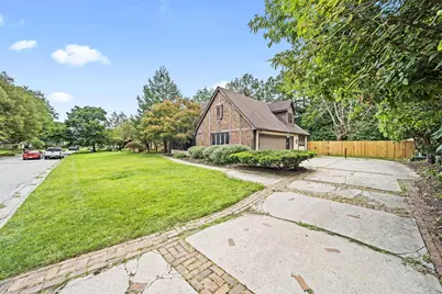 825 Bluffview Drive, Columbus, OH 43235 - Photo 41
