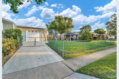 693 Maurine Drive, Columbus, OH 43228 - Photo 1