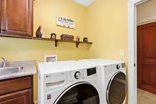 7182 Hoover Reserve Ct N, Westerville, OH 43081 - Photo 37
