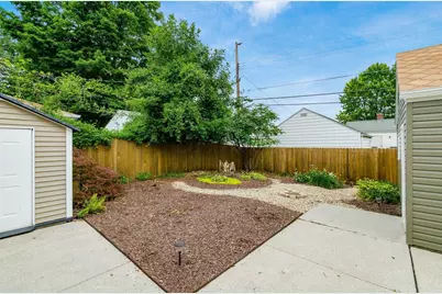 1834 E Beaumont Road, Columbus, OH 43224 - Photo 9
