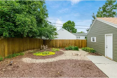 1834 E Beaumont Road, Columbus, OH 43224 - Photo 11