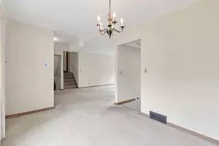 5485 Walshire Dr, Columbus, OH 43232 - Photo 9
