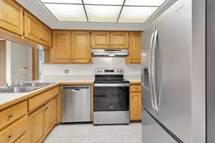 5485 Walshire Dr, Columbus, OH 43232 - Photo 15