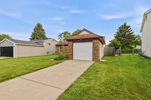 3482 Brinkton Dr, Columbus, OH 43231 - Photo 3