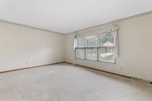 873 Prince William Ln, Westerville, OH 43081 - Photo 5