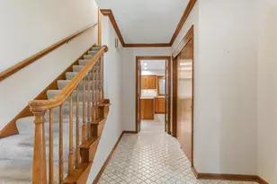 873 Prince William Ln, Westerville, OH 43081 - Photo 3