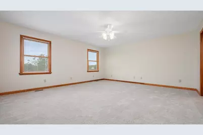 1224 Lundys Lane Road NW, Newark, OH 43055 - Photo 13