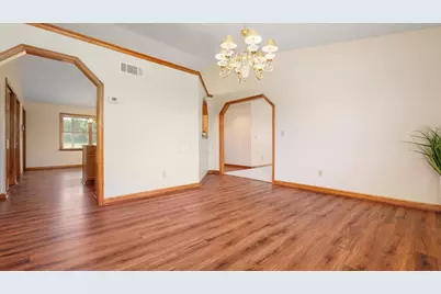 1224 Lundys Lane Road NW, Newark, OH 43055 - Photo 7