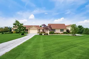 1224 Lundy's Lane Rd NW, Newark, OH 43055 - Photo 3