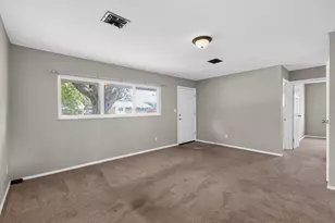 1251 Striebel Rd, Columbus, OH 43227 - Photo 9