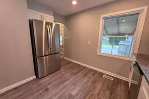 40 N Gould Rd, Columbus, OH 43209 - Photo 9