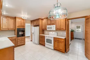 3628 Clearview Ave, Columbus, OH 43220 - Photo 15