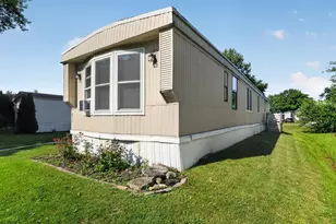 31 Woodcrest Dr, Marysville, OH 43040 - Photo 1