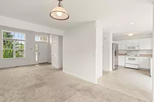 8199 Deering Oaks Dr, Blacklick, OH 43004 - Photo 11