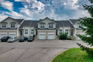 8199 Deering Oaks Dr, Blacklick, OH 43004 - Photo 5