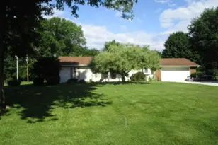 13805 Cobblestone Ln NW, Pickerington, OH 43147 - Photo 1