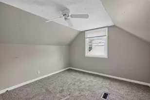584 S Ashburton Rd, Columbus, OH 43213 - Photo 19