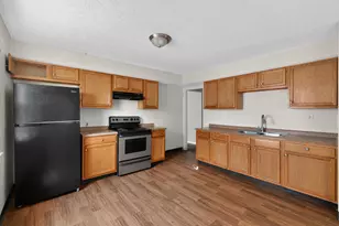 584 S Ashburton Rd, Columbus, OH 43213 - Photo 11