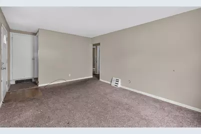 584 S Ashburton Road, Columbus, OH 43213 - Photo 5