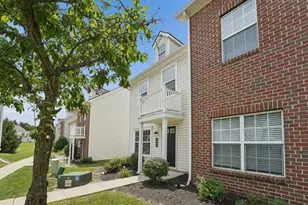 2048 Opal St, Reynoldsburg, OH 43068 - Photo 1