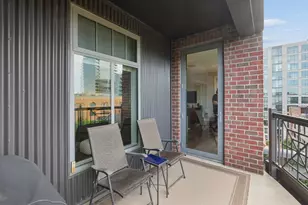 250 Daniel Burnham Square, Columbus, OH 43215 - Photo 29