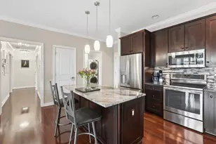 250 Daniel Burnham Square, Columbus, OH 43215 - Photo 9