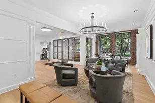 250 Daniel Burnham Square, Columbus, OH 43215 - Photo 5