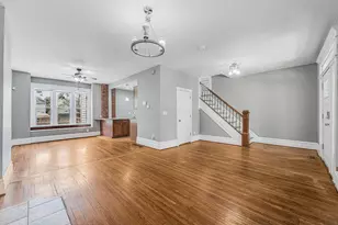 951 S Champion Ave, Columbus, OH 43206 - Photo 13