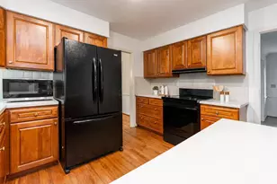 1190 Kingsdale Terrace, Columbus, OH 43220 - Photo 15