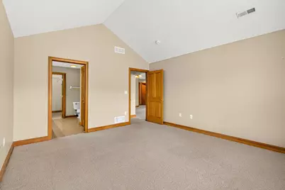 1639 Crossing Boulevard, Circleville, OH 43113 - Photo 17