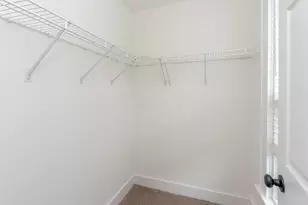 688 Hamlet St, Columbus, OH 43215 - Photo 19