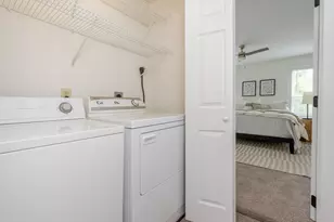 688 Hamlet St, Columbus, OH 43215 - Photo 21