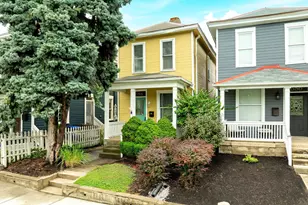 688 Hamlet St, Columbus, OH 43215 - Photo 1
