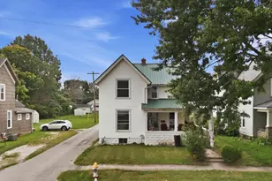127 E High St, Fostoria, OH 44830 - Photo 23