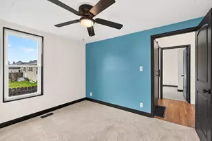 897 E 2nd St, Logan, OH 43138 - Photo 37