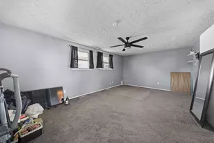 751 Harwood Dr, Columbus, OH 43228 - Photo 17