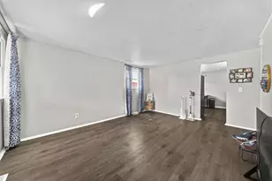751 Harwood Dr, Columbus, OH 43228 - Photo 5