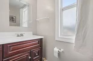 107 S Warren Ave, Columbus, OH 43204 - Photo 15