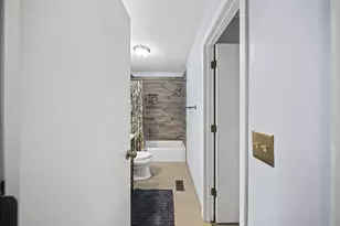 914 Windbourne St, Columbus, OH 43230 - Photo 31