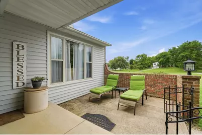 11658 Walnut Hill Drive NW, Baltimore, OH 43105 - Photo 9