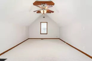 884 S Chesterfield Rd, Columbus, OH 43209 - Photo 23