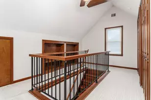 884 S Chesterfield Rd, Columbus, OH 43209 - Photo 25