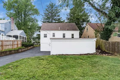 884 S Chesterfield Road, Columbus, OH 43209 - Photo 35